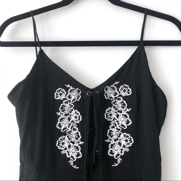 embroidered floral summer dress w lace up corset - Picture 2 of 8